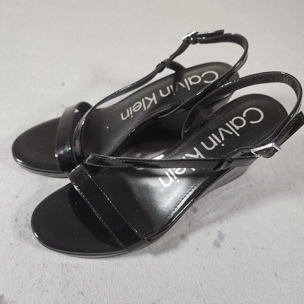 Calvin Klein Women's Belliny Wedge Sandals in black Size 10